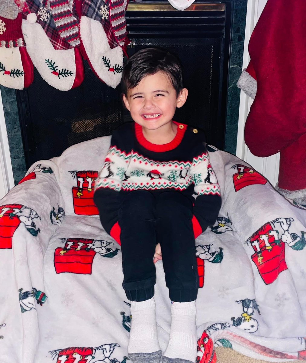 —;

Merry Christmas to our friends and family!

(<a href="/Det_EmNolan/">Detective Emma Nolan</a>)