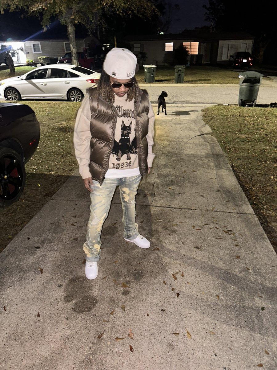 DrankGod4400's tweet photo. 🤎🤎🤎 #LLMatt https://t.co/SkXU91Q0Fx