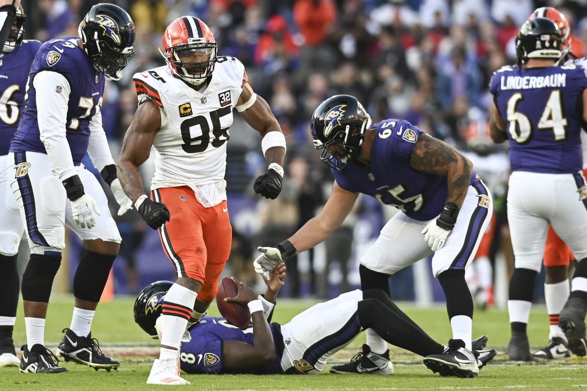 karnsies817's tweet photo. Just a reminder that the Cleveland Browns are the only team that has beat both the Baltimore Ravens and San Francisco 49ers. https://t.co/Ne3PzVvp34