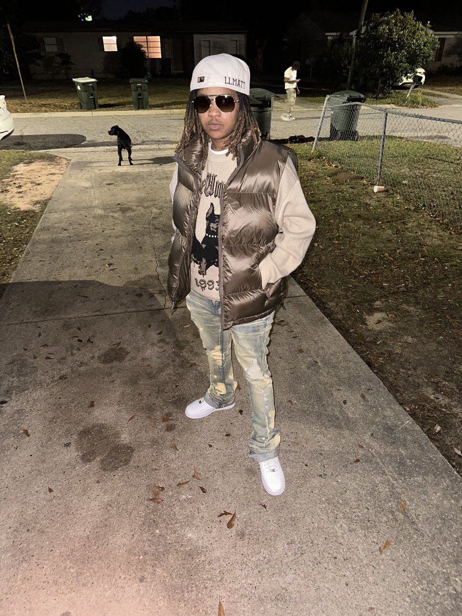 DrankGod4400's tweet photo. 🤎🤎🤎 #LLMatt https://t.co/SkXU91Q0Fx