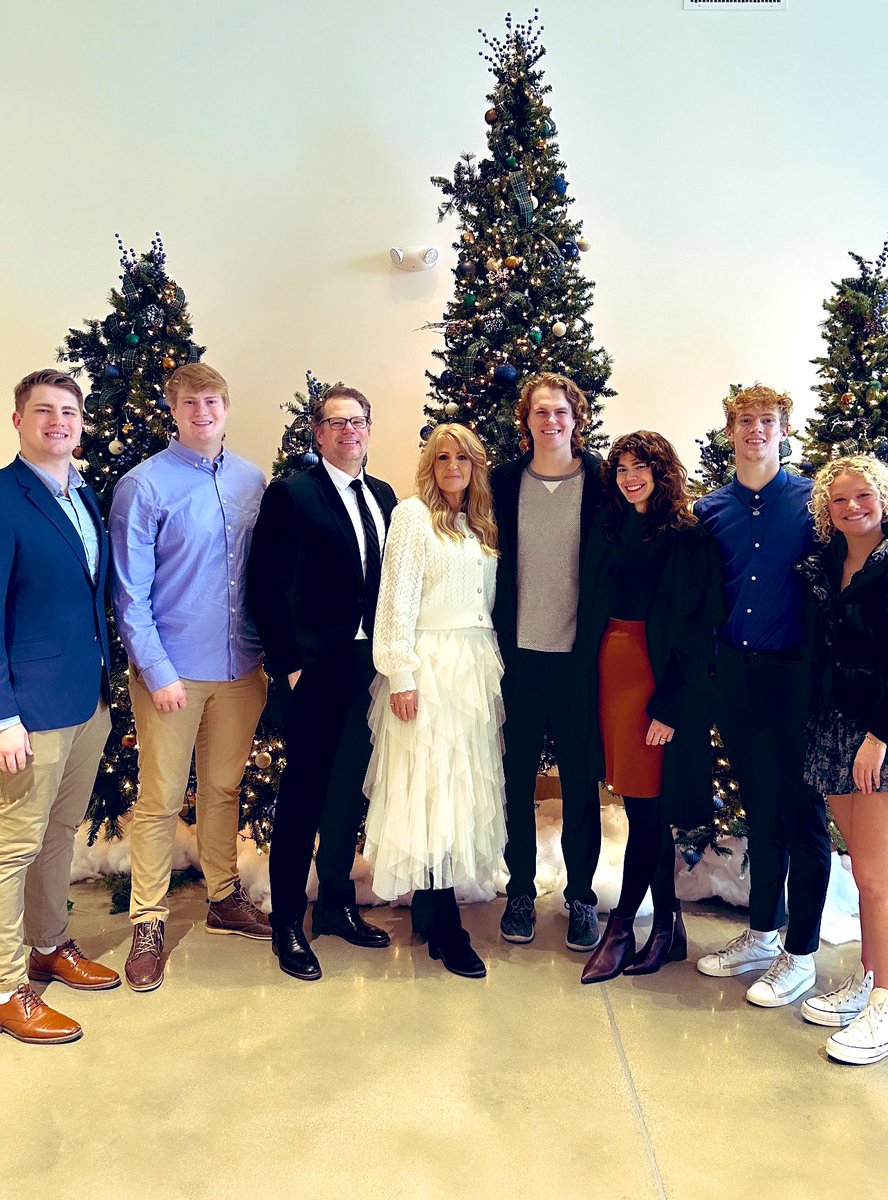 LonnieSnell's tweet photo. Merry Christmas!!! https://t.co/JWpdSSi8lv