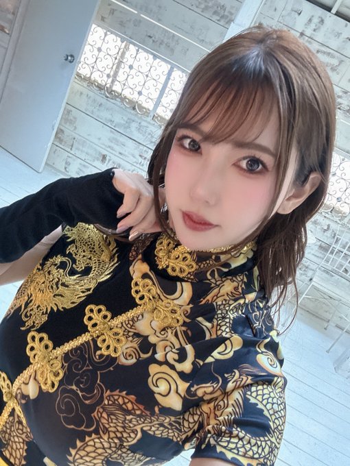 おはよ！  今日はひびちゃんとグラビアの撮影🙆🏻&zwj;♀️✨ https://t.co/M0A5CAqeW4