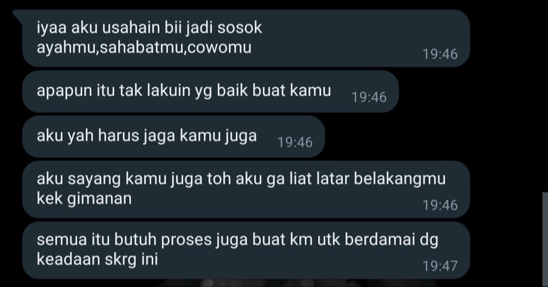 rstttyy's tweet photo. 👩: aku iri amb keluarga cemara mu itu https://t.co/LCwb4Z3fFV