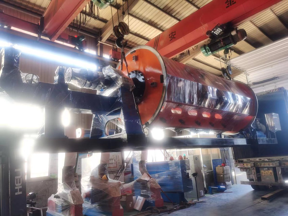longtermgr77851's tweet image. Rigid cable stranding machine are ready to ship. #strander #strandingmachine  #wireandcable