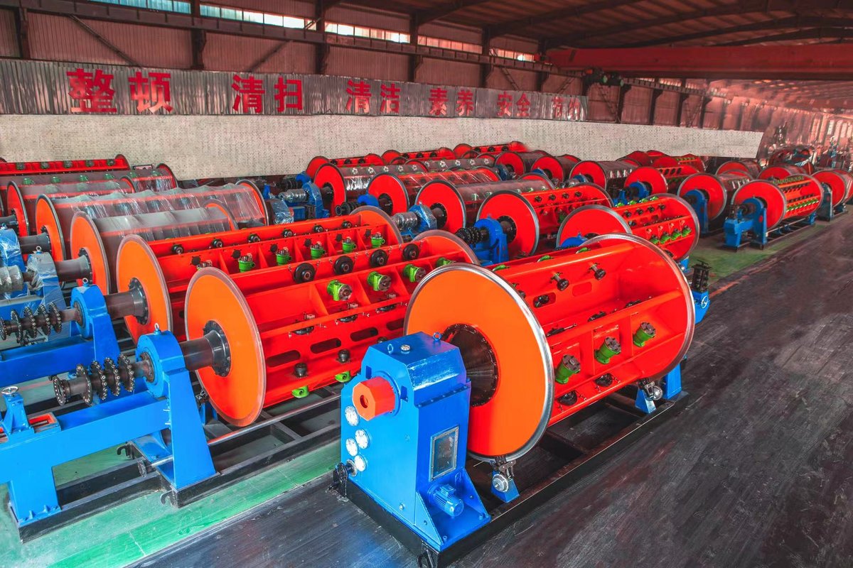 longtermgr77851's tweet image. Rigid cable stranding machine are ready to ship. #strander #strandingmachine  #wireandcable