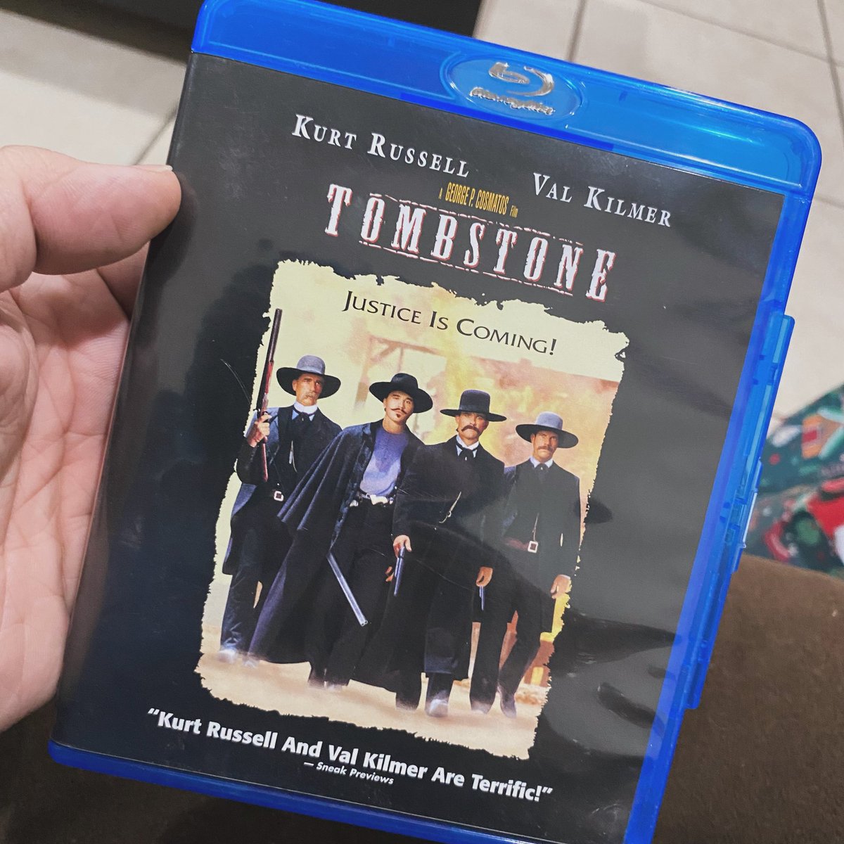 Se cumplen treinta años del estreno de este clásico del western moderno. #Tombstone #KurtRussell #ValKilmer #WyattEarp #western