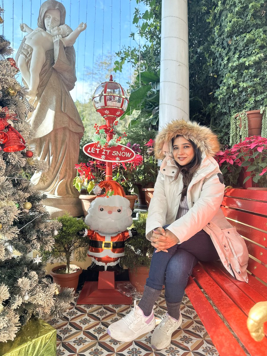 ssakshiagarwal's tweet photo. Hipe you had a great #Christmas #Christmas2023 https://t.co/D7kRaTWuMg