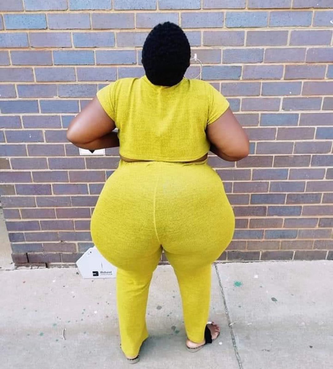 Man’s NOT Barry Roux tweet media