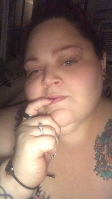40% discount going on right now!! New and old subscribers!! https://t.co/Gvp7lTZrTI https://t.co/rbh<a href="/tag/realloyalfans"class="tags"><span>#realloyalfans</span></a>