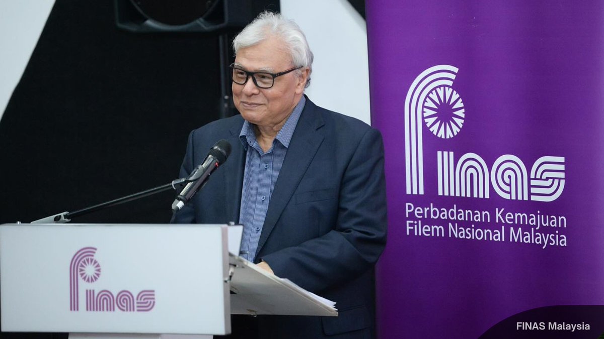 NewsBFM's tweet photo. 1. FINAS chairman Kamil Othman has proposed for the nation’s first crowdfunded film, Pendatang, to be screened in schools.

He says the movie, which broaches sensitive racial topics, could invite discussions and dismantle ingrained prejudices. https://t.co/438nAoWQXv