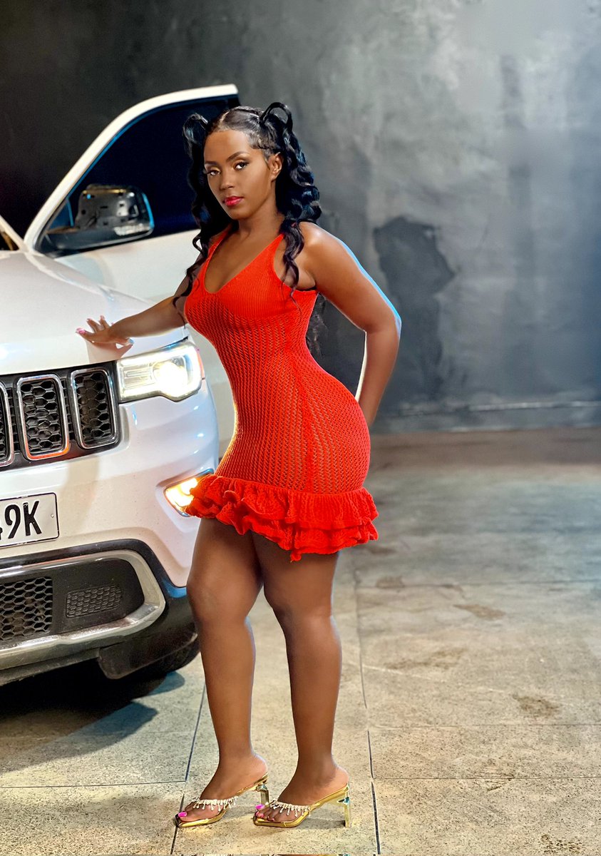 Slater_Hits's tweet photo. Merry Xmass frm dis 👑QUEEN @gloria_bugie250 ,my day one crush🥰😋💥💥 ❤

Christmas Ray G Lakers #NBAXmas New Year Happy Holidays Sterling swangz Mo Salah Warriors Eastern Central Sell Boxing Day Jesus Rice Sleeping Alien Skin Kenzo Mbarara https://t.co/Txv678D0XV