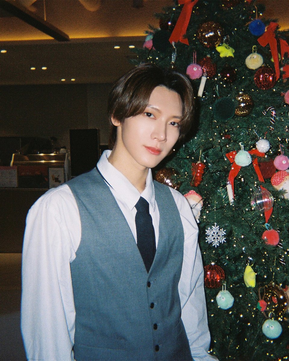WeTVOfficial's tweet photo. Who did you spend Christmas with?🎄#TEN

Stay Tuned to #ChuangAsia #ChuangAsia2024 on #WeTV👉https://t.co/zIja6tx13L

#李永钦 #텐 #เตนล์ #NCT #WayV #威神V #WeTV #WeTVAlwaysMore https://t.co/zCIIVki89y