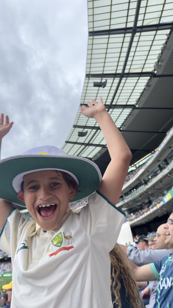 Anna Power tweet media