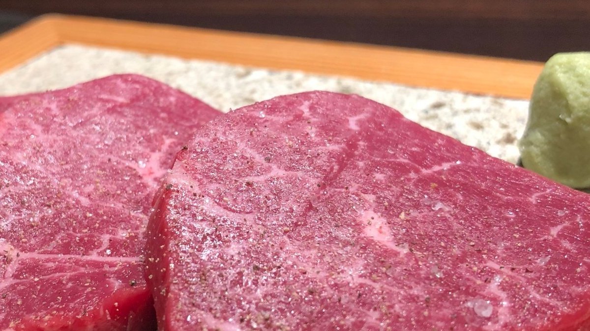 55tokyooyamadai's tweet photo. いつもご利用ありがとうございます
#Countdown5days🎵
#年末〆こそは焼肉❗
店内営業時間
#尾山台ランチ 11:30~14:30
#尾山台ディナー 17:00~23:00
🌟お席ご予約承ります🌟
ご利用・ご予約お待ちしております
#貸し切りも出来ますよ
03-3703-2929
#55tokyo
#尾山台焼肉
#年末焼肉
#火曜日
#12月26日 https://t.co/rgZCTaoWBx