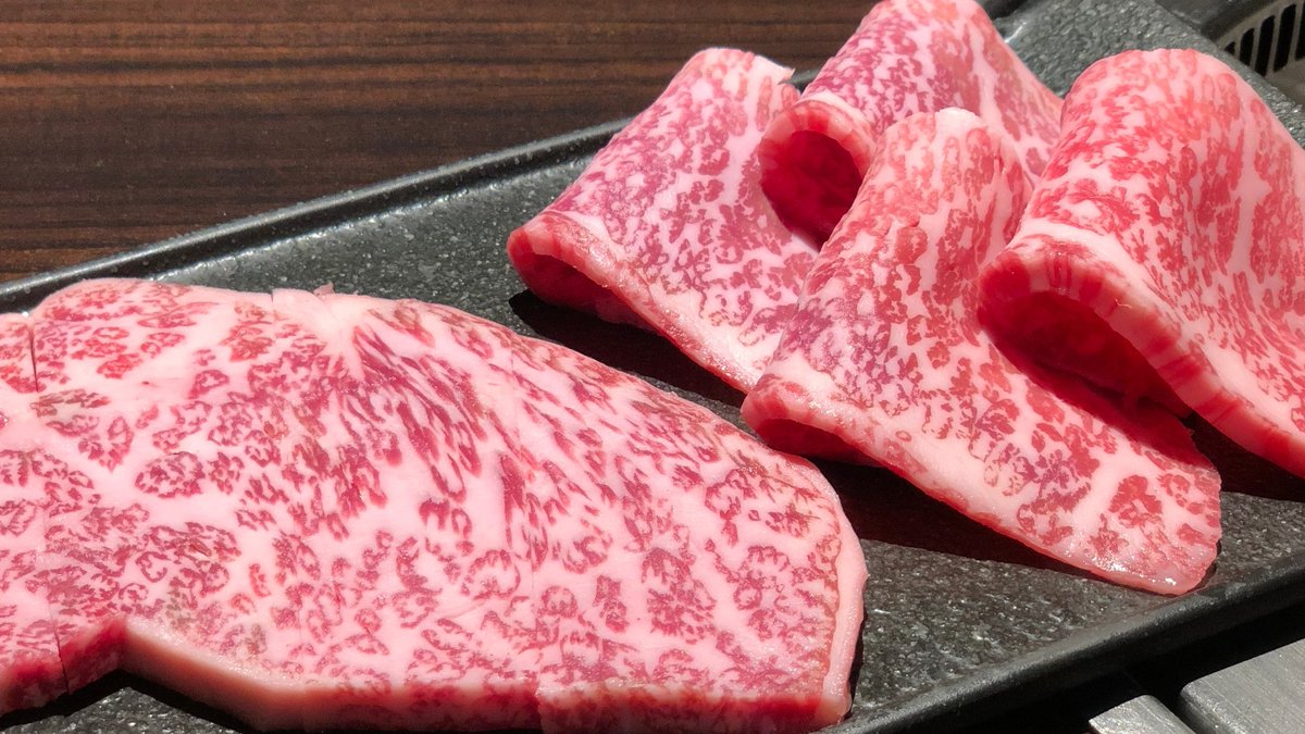 55tokyooyamadai's tweet photo. いつもご利用ありがとうございます
#Countdown5days🎵
#年末〆こそは焼肉❗
店内営業時間
#尾山台ランチ 11:30~14:30
#尾山台ディナー 17:00~23:00
🌟お席ご予約承ります🌟
ご利用・ご予約お待ちしております
#貸し切りも出来ますよ
03-3703-2929
#55tokyo
#尾山台焼肉
#年末焼肉
#火曜日
#12月26日 https://t.co/rgZCTaoWBx