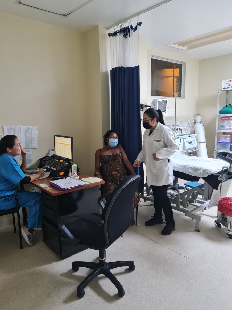 Salud_Napo's tweet photo. 2/2 De igual manera, la autoridad zonal recorrió las diferentes áreas del Hospital José María Velasco Ibarra 🏥 para verificar que las atenciones en salud sean oportuna con calidad y calidez. https://t.co/LCmwQOQNDz