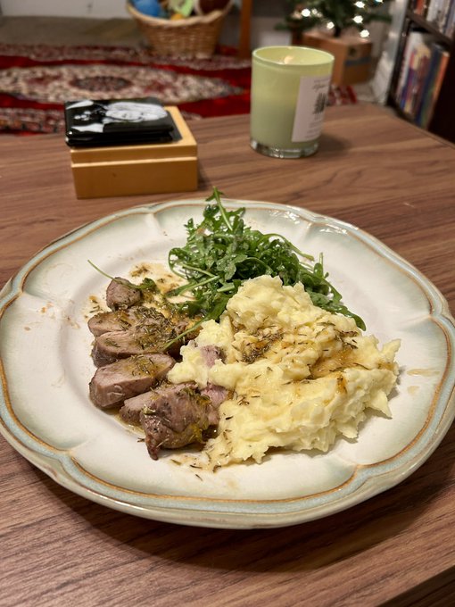 A multi course meal on a holiday where nobody blamed me for their own insecurities (in three parts*)  *4