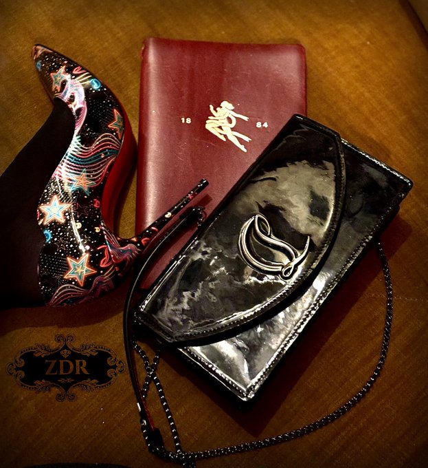 Had an incredible stay at the #hotelchelseanyc - the decor, history &amp; staff have made the last part of<a href="/tag/hotelchelseanyc"class="tags">#hotelchelseanyc</a><a href="/tag/nyc"class="tags"><span>#nyc</span></a><a href="/tag/merrychrismas"class="tags"><span>#merrychrismas</span></a><a href="/tag/hotelchelsea"class="tags"><span>#hotelchelsea</span></a>