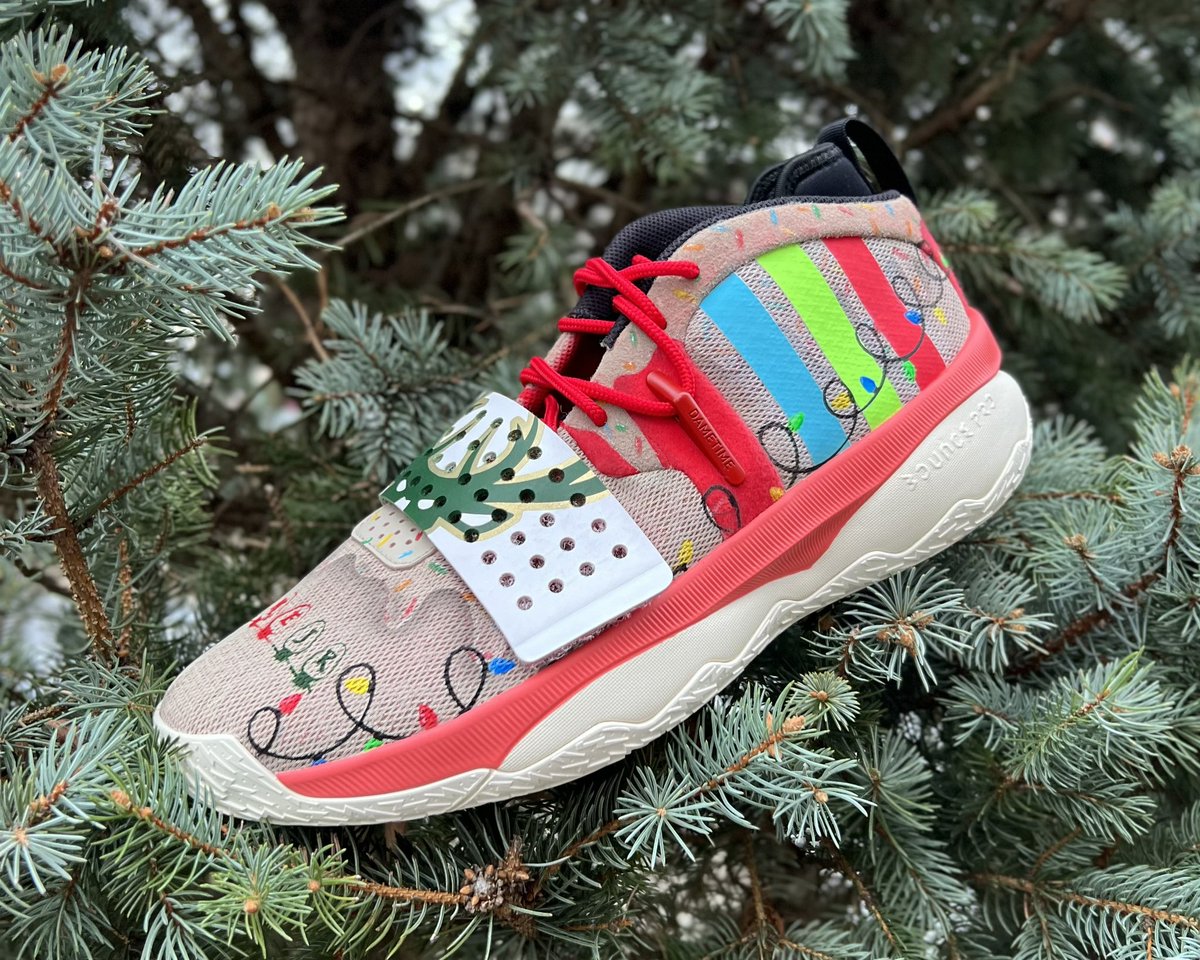 damian lillard christmas shoes