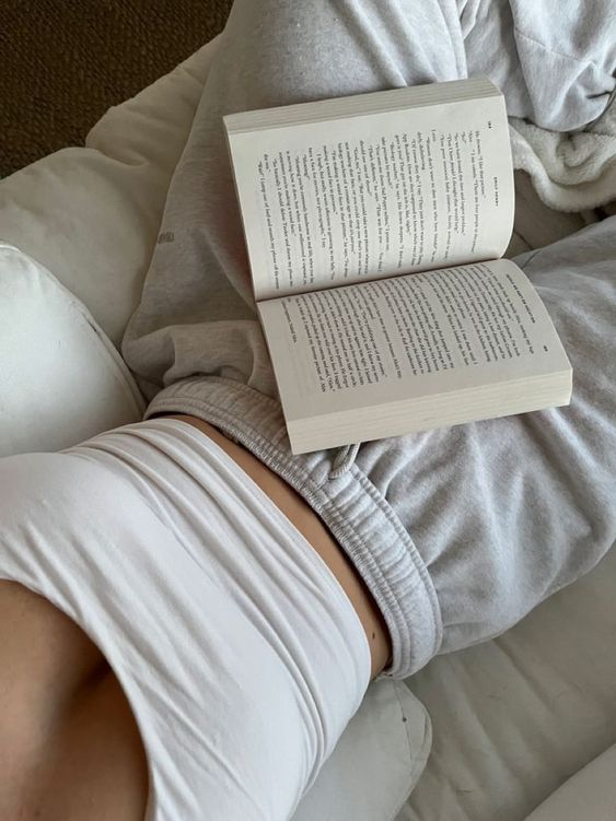 etherealdior's tweet photo. slow days after christmas https://t.co/vkWVhZaL9h