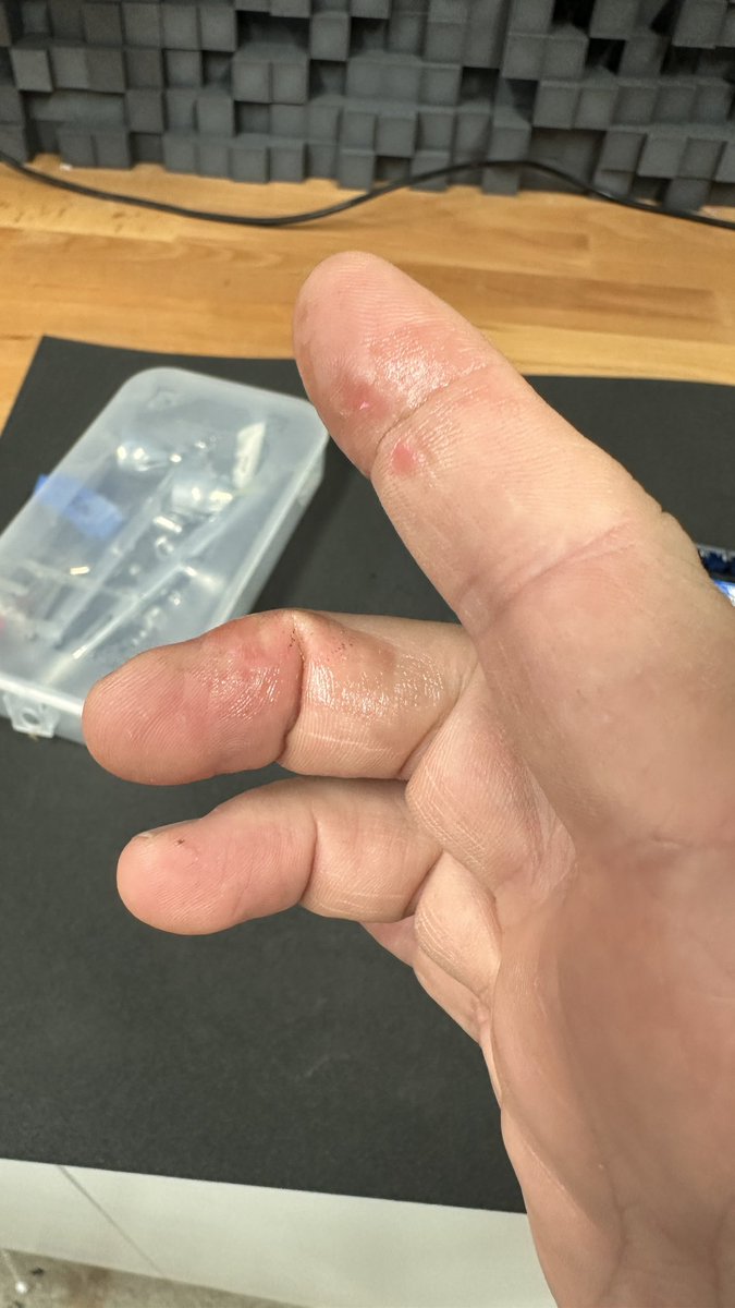 Mark Rhodes tweet media