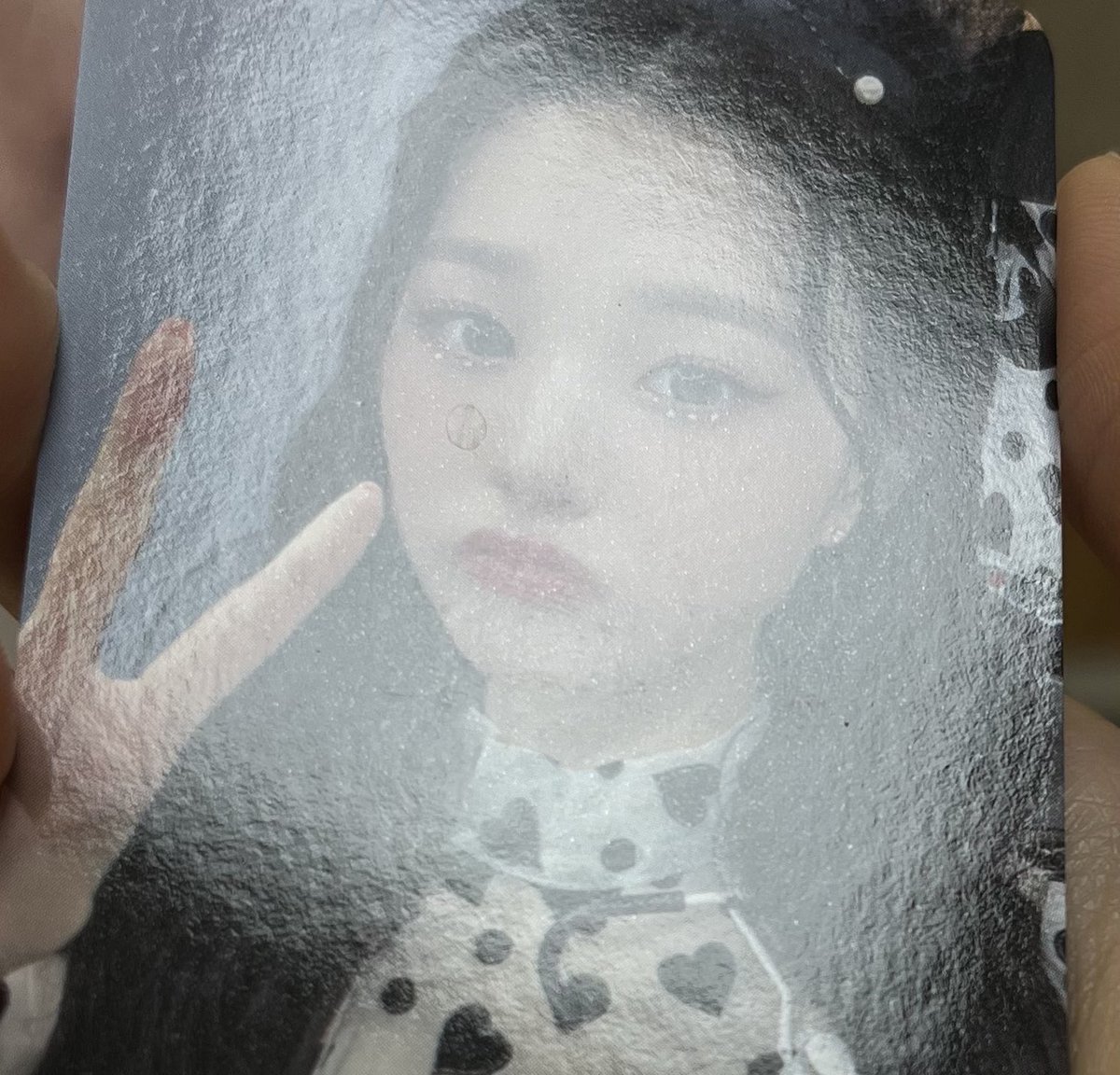 — 📨 #b9sale

— wonyoung catallena peace ( damage se in pict 2 )

— ridi kr!

— bundle 320k IDR

— can ship ww if u have ina addres

t.wts lfb ina wonyoung catallena oneiric theater bene ktown