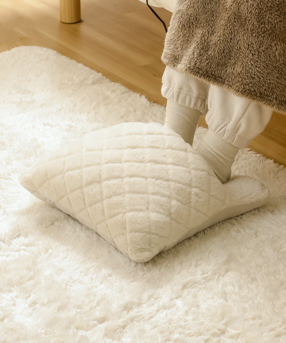 え3COINSさすがに天才すぎてわろた。家から絶対に出させない気合い