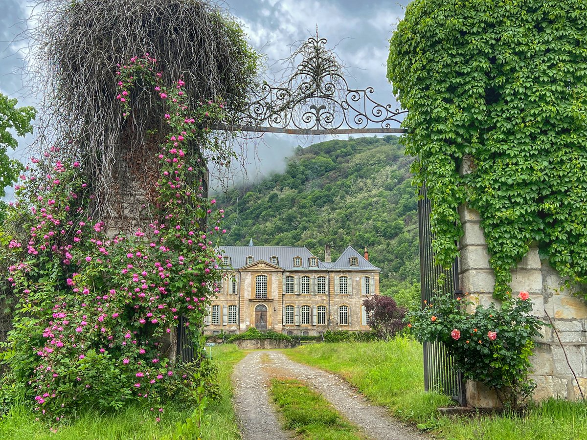 The Good Life France tweet media