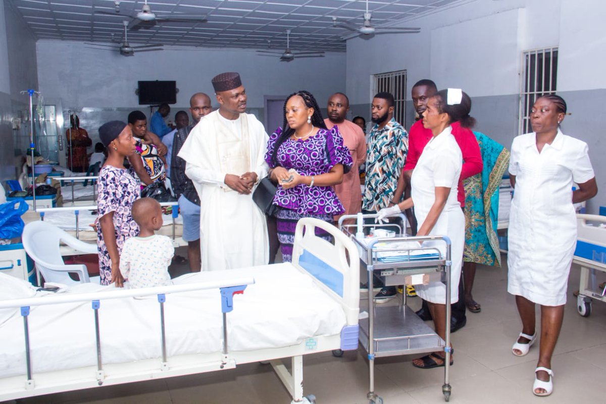 drpatrickumoh's tweet photo. Yesterday, December 25th, my lovely wife and I had the privilege of commemorating the birth of Christ by visiting the General Hospital, Ikot Ekpene, where we shared the joy of Christmas with children born on this special day and others who were admitted for various reasons. https://t.co/EEKTYIEoMy