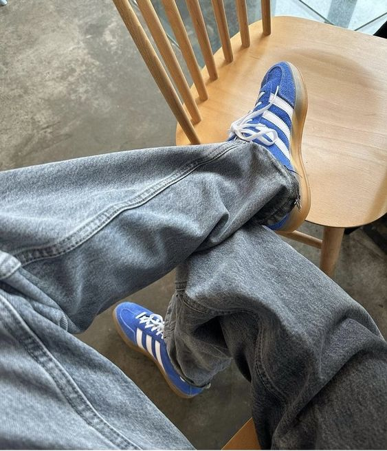 La Gazelle Indoor "Blue" passe à 84€ avec XMAS30 🎁

Lien affilié chck.me/lVWp