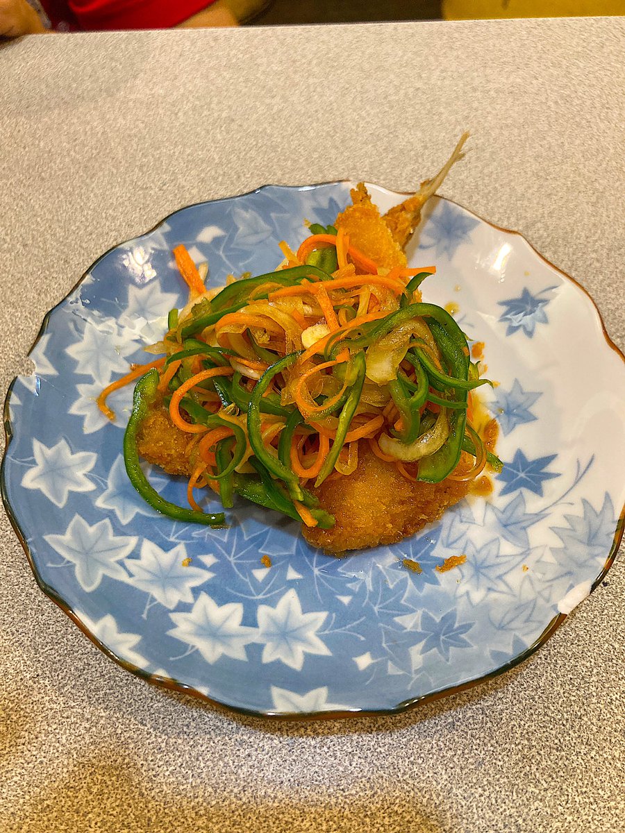 drumkankbs's tweet photo. 🛢銀座ドラム缶京橋店です🛢

12月26日(火)

✨本日のオススメ✨

🍴豚と白菜のコンソメ煮
🍴鯵の南蛮漬け
🍻すっーぱーレモンサワー

⚠️お知らせ⚠️
本年の営業は、30日(土)23:00迄です‼️
新年は6日(土)15:00よりopenです‼️
そして7日(日)も日曜日ですが営業します‼️
皆様、宜しくお願いいたします🙇‍♂️ https://t.co/Z0jIlI7ada