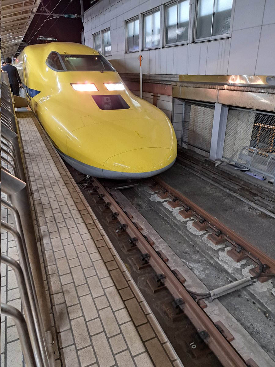 soKRTvs's tweet photo. 本日のミッション終了
朝８時30分出発で電車三昧。
家に帰れる… https://t.co/sLC9zk1Yb2
