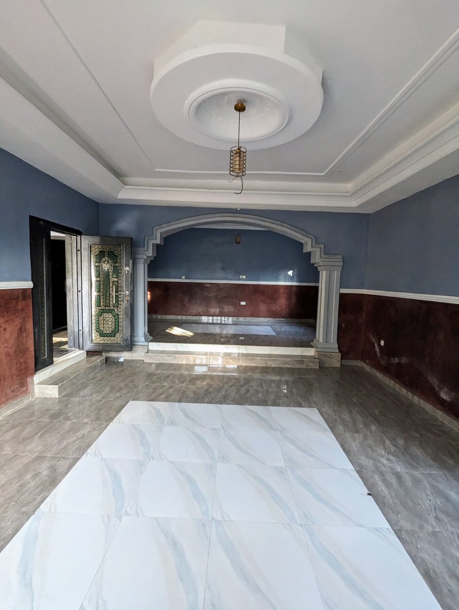 Wilsonprops's tweet image. To let
Exquisite 3bedroom Flat all En-suite (4 toilets)

Rent:₦600k upstairs
Downstairs ₦500k
Excluding other charges 

Location: Close to Deeper Life Camp, off Idoro Road, by Military base, Uyo.

Features: Fenced Round, Gated, Pop, Two tenants, Good access road, good light.