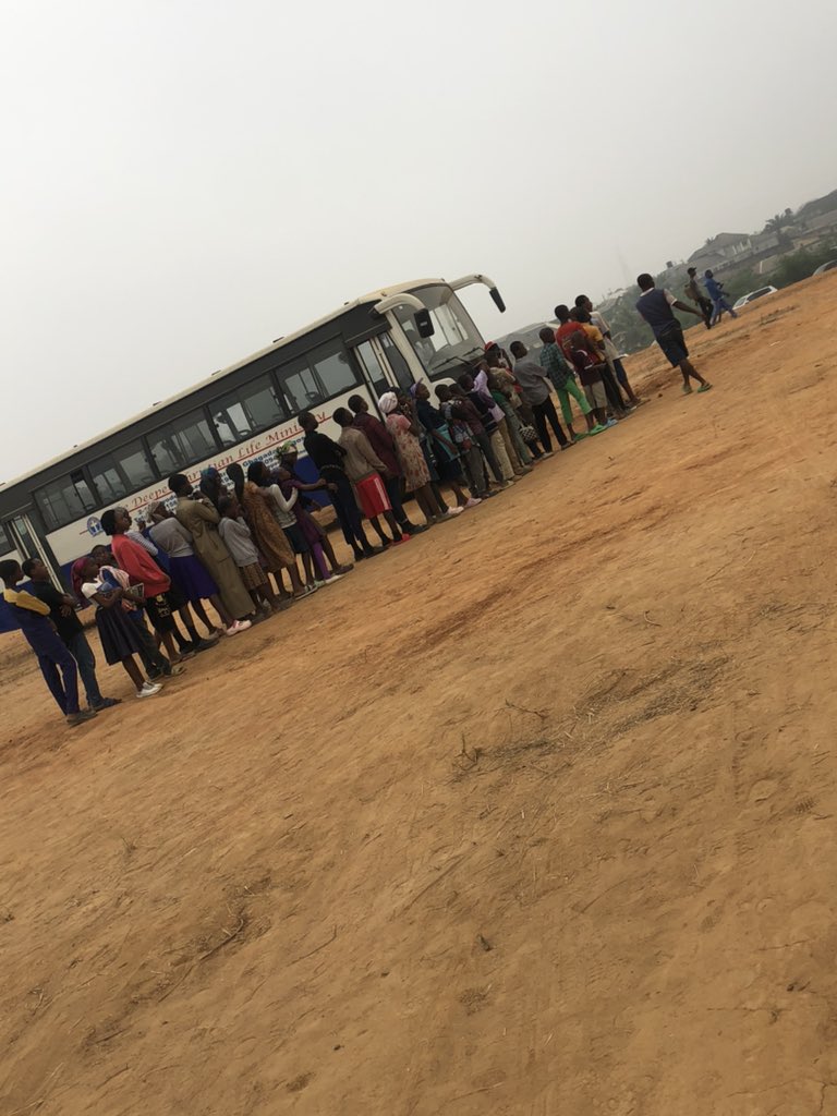 DebbieHilles's tweet photo. #ImpactAcademywithKumuyi
#impact
#soaring
#empowerment
#DLDR2023
#DLDR23
#Emmanuel
#trending2023
#AUSvsPAK
Memories ๐ฏ๐ฏ๐
Can you remember queuing up like this when you were in the children church or youth church to collect food???? ๐๐คฃ๐คฃ
You can drop your comments ๐ https://t.co/35kmbleczW