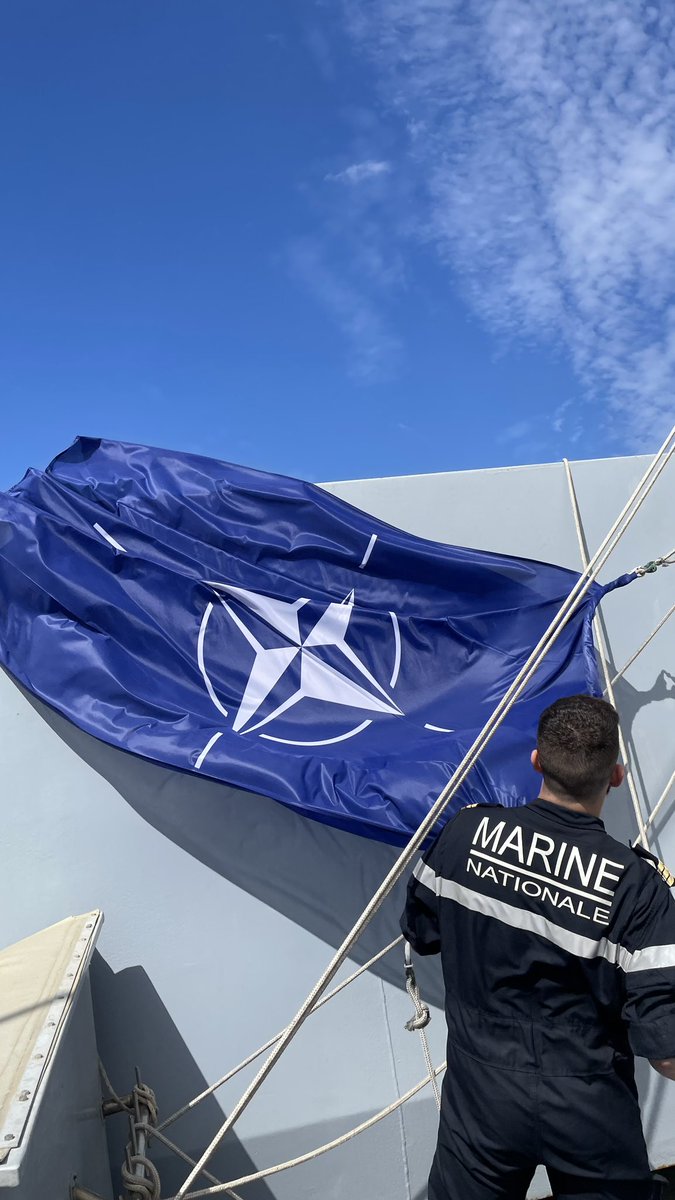 Cecmed_Off's tweet photo. #Rétro23
Encore une année riche en coopérations avec nos partenaires de #Otan 🤝
➡frégates & aéronefs 🇫🇷 engagés + de 6 mois dans missions @NATO
➡️Escales @VilleDeToulon du @COM_SNMG2 en mai et @COM_SNMCMG2 en oct
➡️Participation à #DM23, #NeptuneStrike, #Poseidon
#WeAreNATO https://t.co/KeyShvSDCV