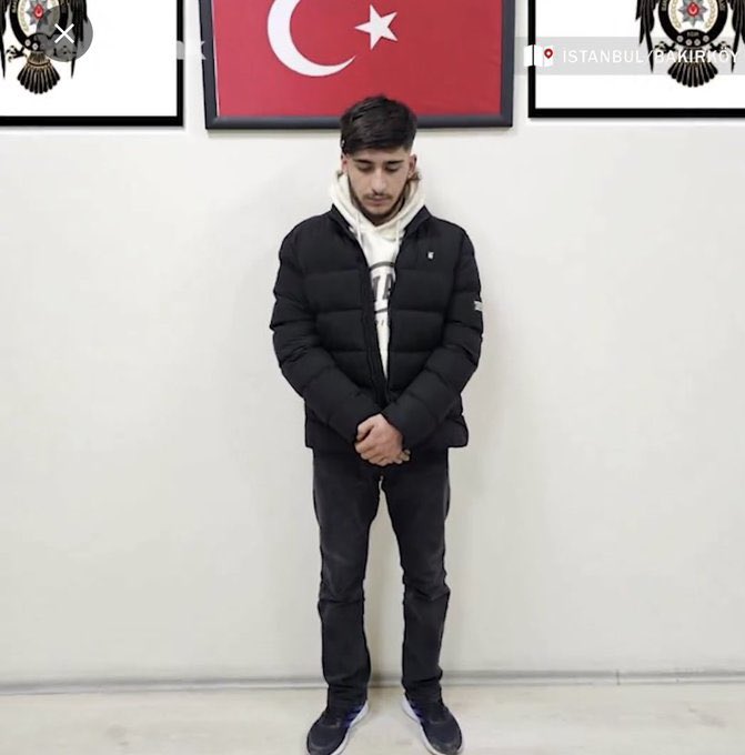 Türkiye Cumhuriyeti terörist’tir Diyen

Şahıs Yakalandı ve Tutuklandı

Sizce Ne kadar Ceza Alır?

Hangi cezayı ALSIN?