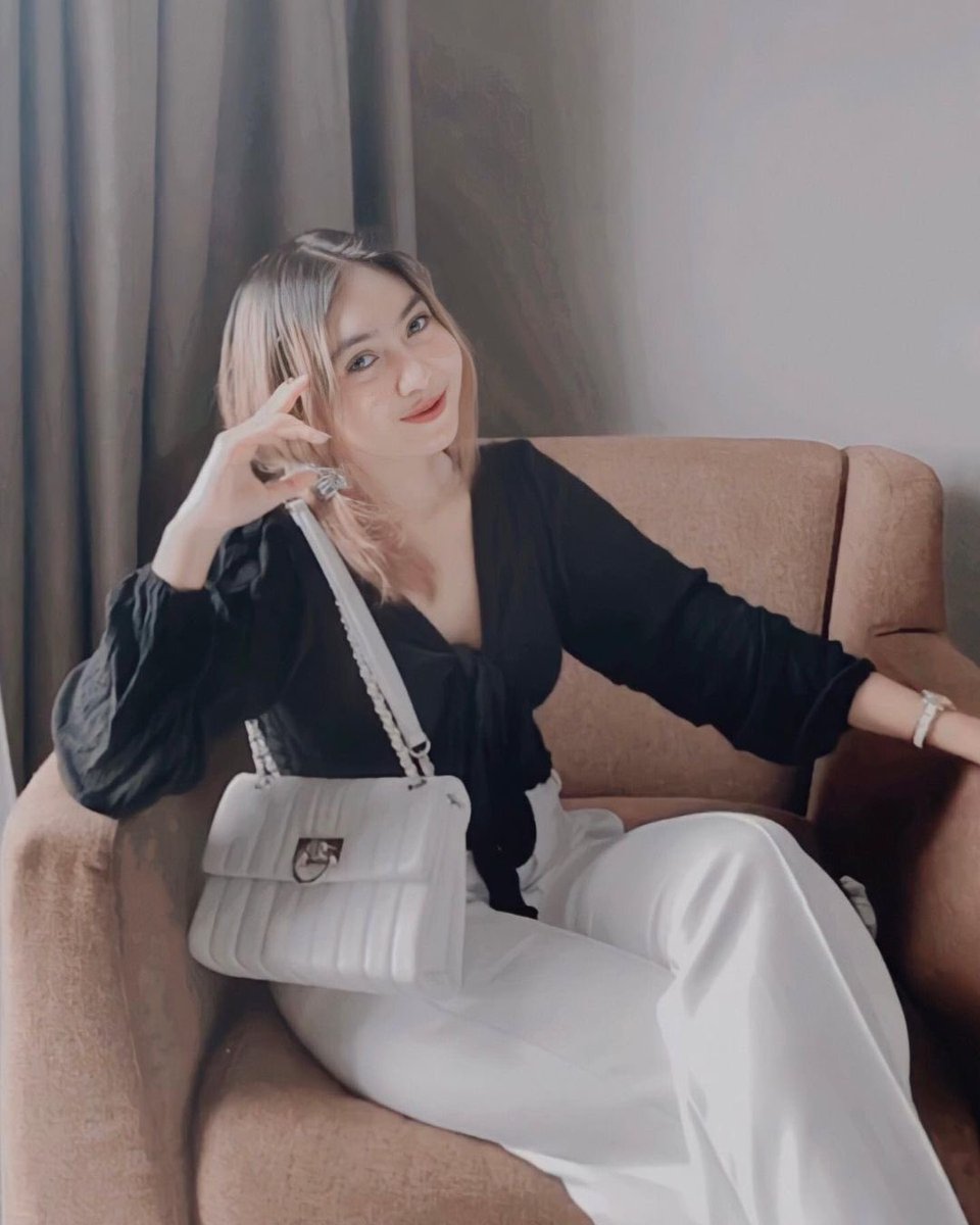 oliviaa_devvi's tweet photo. Ready ya Sayang😘
Inc/exc🏢
Info Rr langsung DM ya🥰
wa : 083131485173

#semarangopenBO #Semarang #semaranglendir #semarangbo #openbosemarang #bosemarang #availSemarang #vcsreal #maljum #MALMINGCROT #malming #malamjumat #openvcs #vcscroot #vcsberbayar #vcstrusted https://t.co/vCbpoyCZow