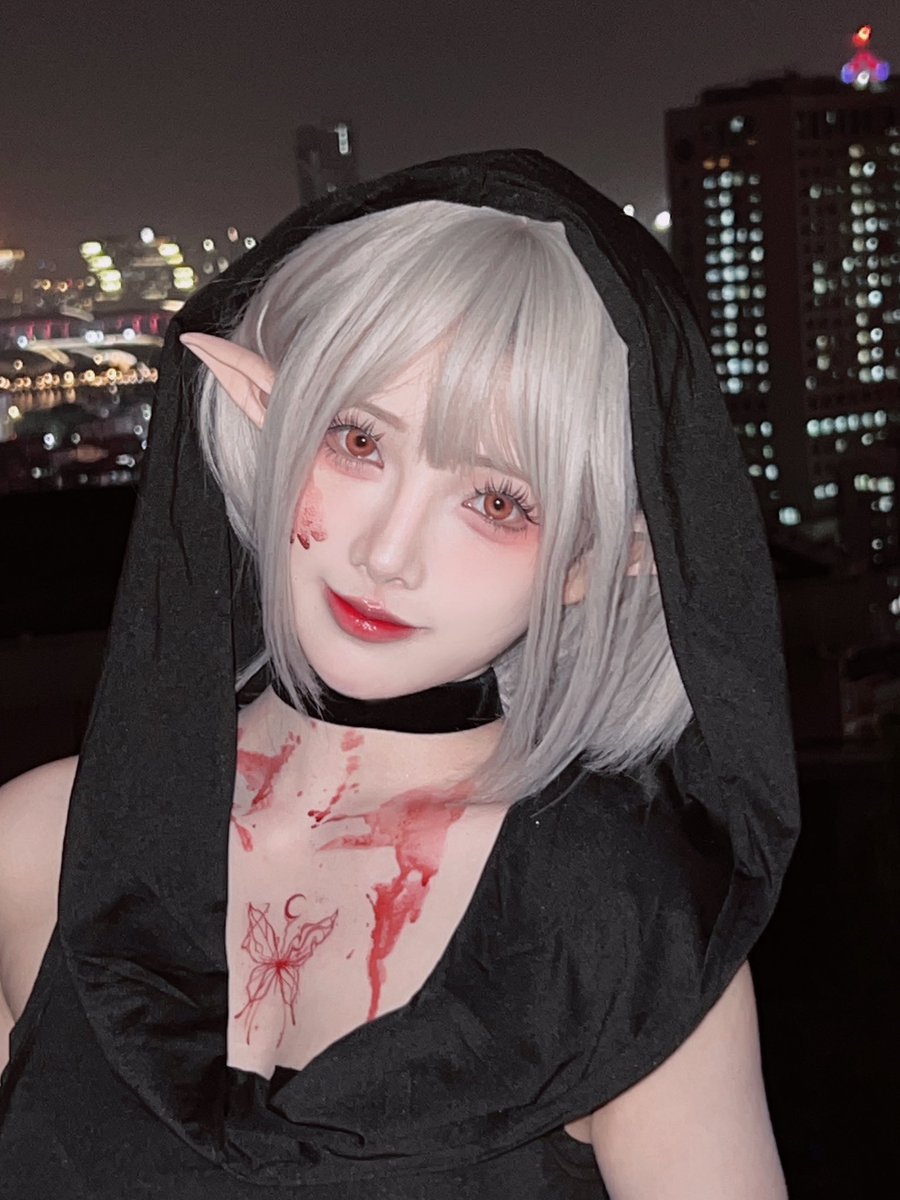 raincattt's tweet photo. #cosplay https://t.co/v0zoAIsJla