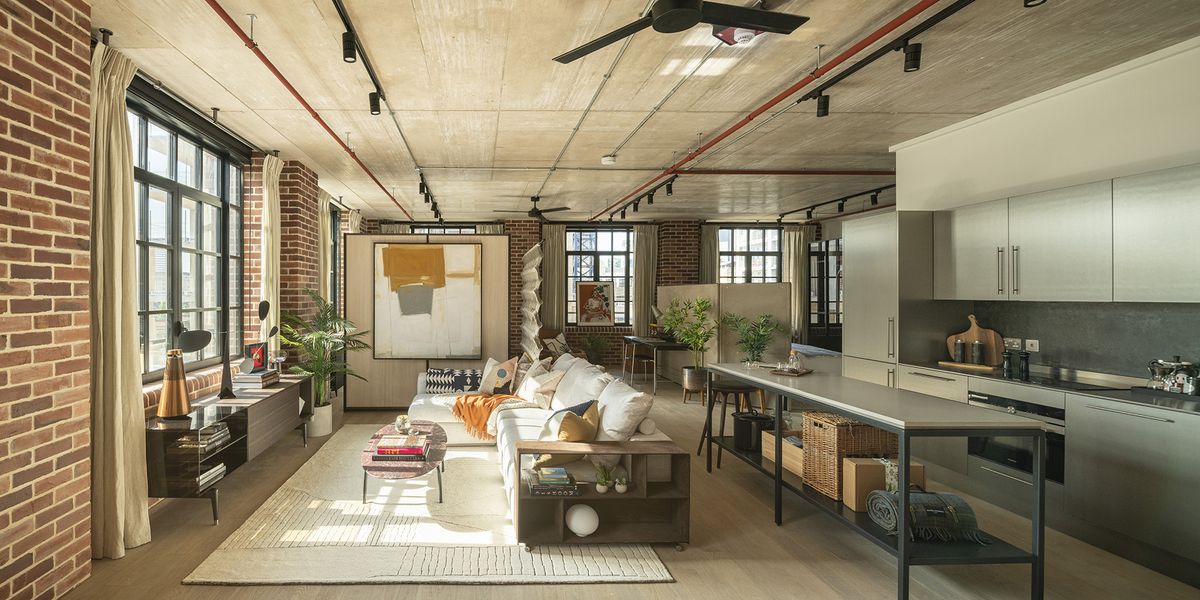 8 Harbord Square brings New York loft style living to East London trib.al/aPrfcgL