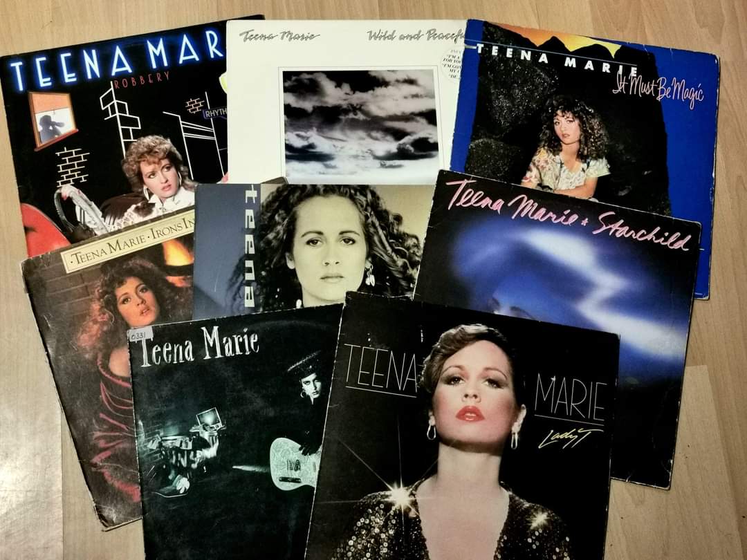 Remembering Mary Christine Brockert who was better known as Teena Marie (March 5, 1956 – December 26, 2010) 13 years on since her sudden death. May she continue to RIP 🙏❤️ What's your favourite track by 'The Ivory Queen of Soul'?