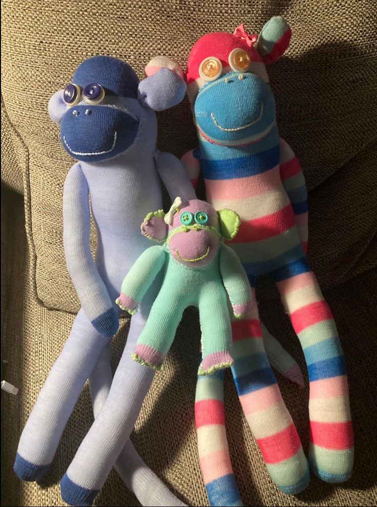 #OPXmasDiary

" พวกนาย ! "

วิ่งตุ้ยๆๆไปหา <a href="/Capt_Coby/">𝐂𝕆𝐁𝕐</a> <a href="/DolphinElegia/">KᛟᛒY⋆☍</a> <a href="/Coby_koby/">コビー Cɔɓɣ</a> แล้วให้ของ