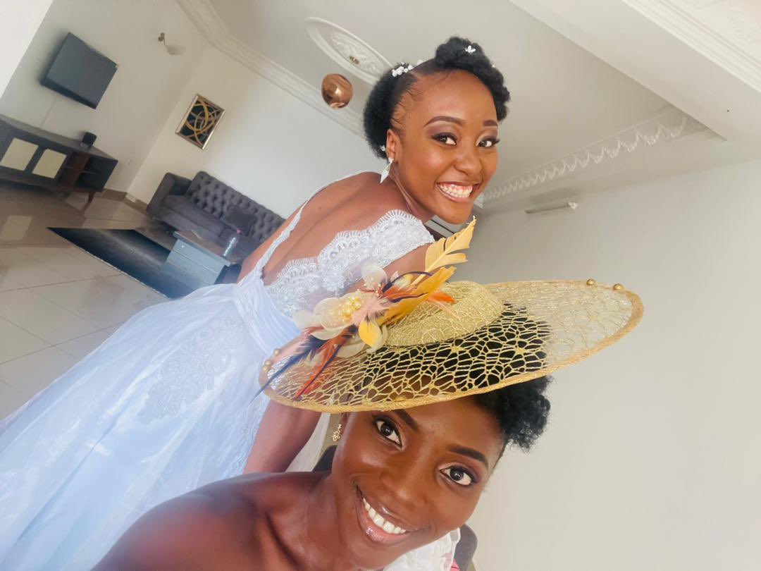 Notre mum et promotrice a dit oui devant Mr le maire ce Samedi .

Venons lui adresser toutes nos félicitations 🥳🥳

#weddingday