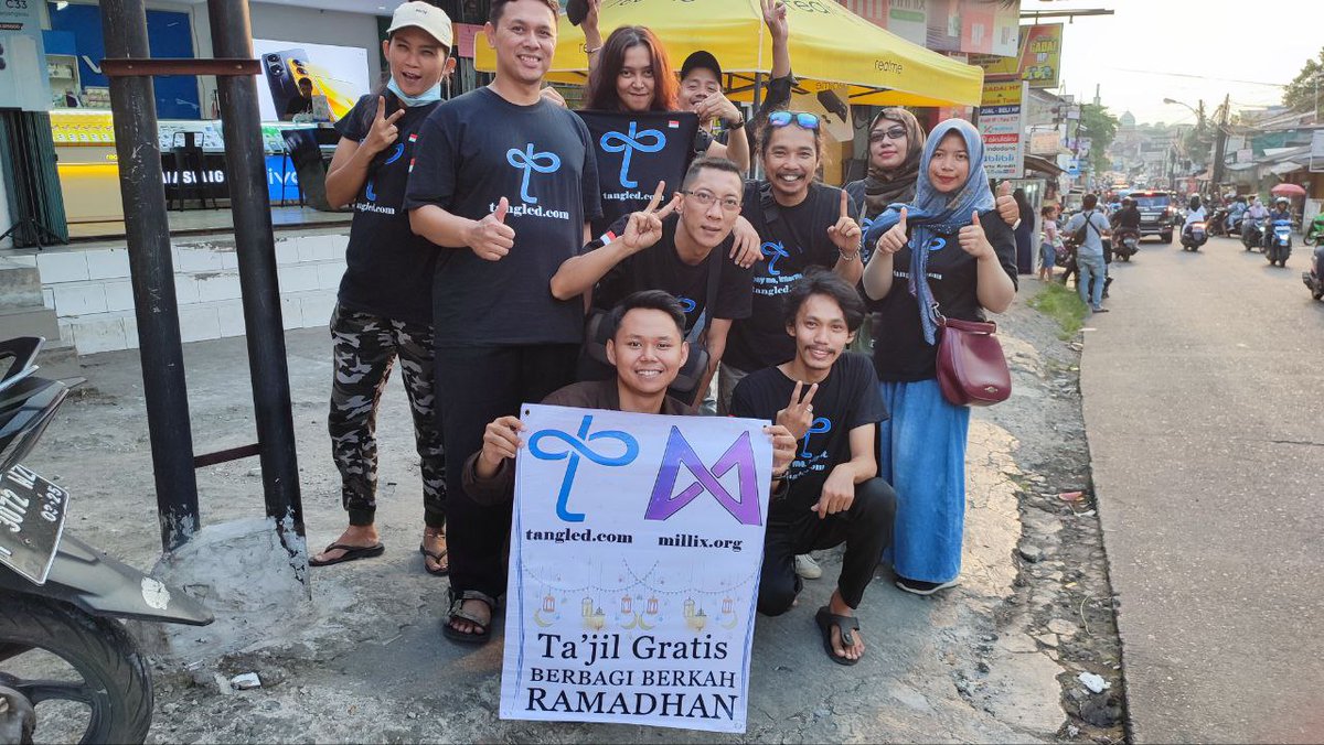 Random_Psikis's tweet photo. First Team Tangled Indonesia 🚀🚀🚀🚀💖💖💖 https://t.co/EfYsEN6p7y