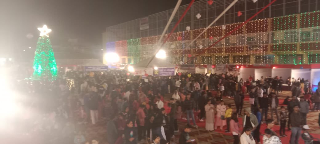 RafeekKhanInc's tweet photo. #Christmas_Day के अवसर पर सैन्ट एन्सलम स्कूल मालवीय नगर जयपुर में आयोजित कार्यक्रम में शामिल होकर हार्दिक बधाई एवं शुभकामनाएँ दीं।
#MLARafeekKhanInc
#Adarshnagar #Jaipur https://t.co/dn3dcymrfp