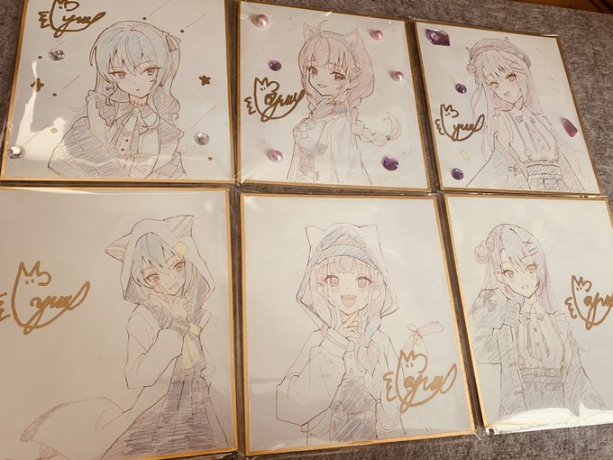 6枚描いた! 先に描いたやつちょっと下手かも...😶