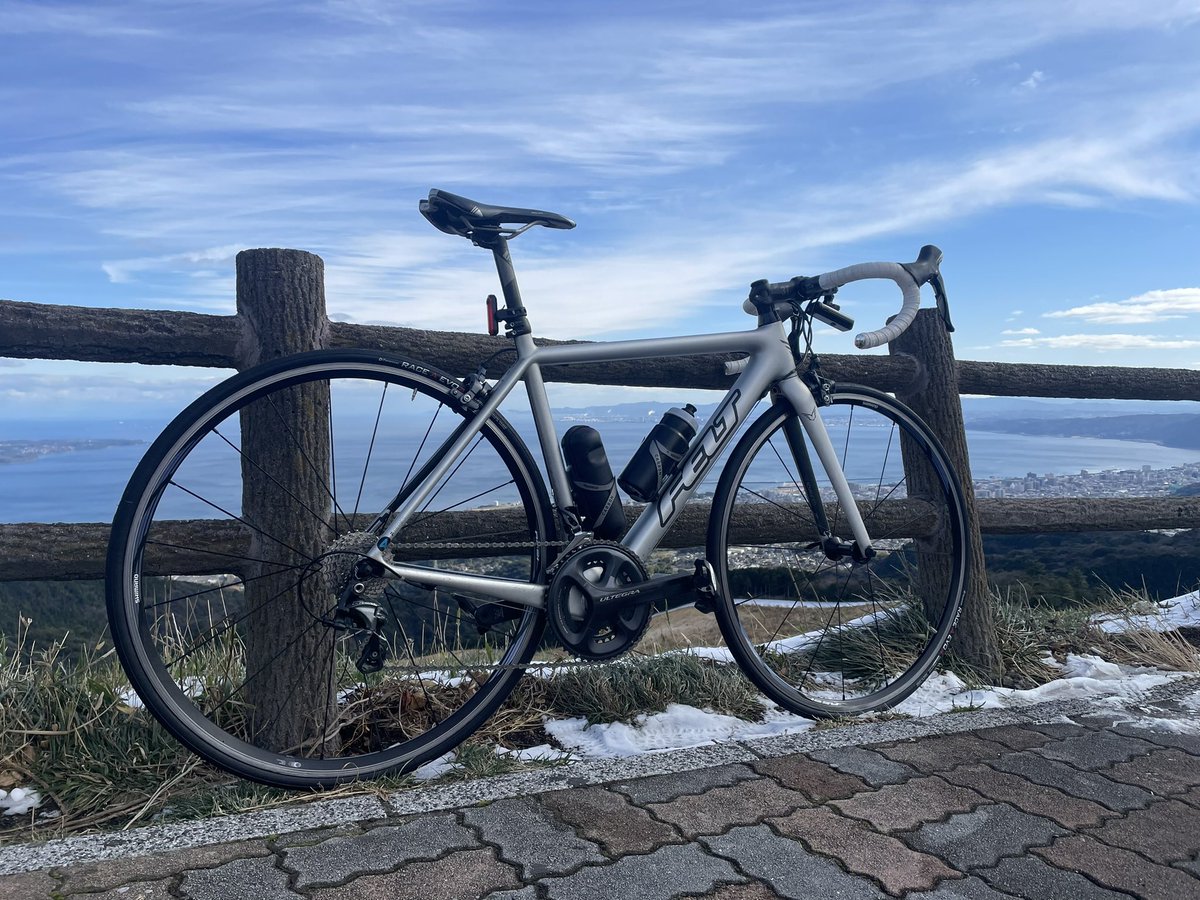 r_8630's tweet photo. 固定ツイ更新します｡
ロードバイクに乗ってる人です｡愛車はCANNONDALEオプティモ､FELT F4｡
旅好き､車好きです！ https://t.co/70sm5T1cfU