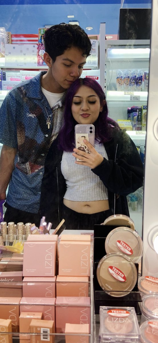elemuz14's tweet photo. spent Christmas w/out sadly but I’m hopping on a 4hr drive rn cuz I miss her. 

My family ain’t seeing me till Christmas 2025 tbh https://t.co/qWRE91snkm