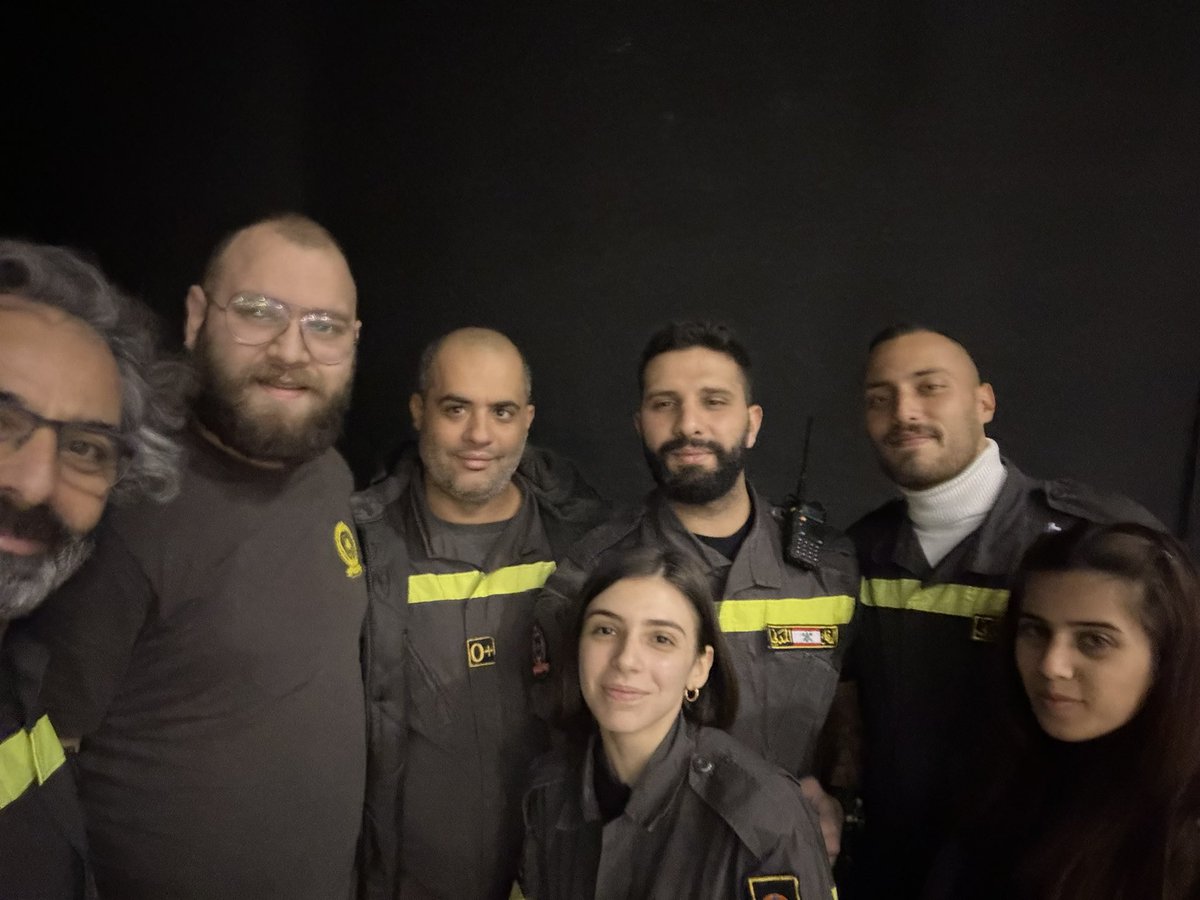 Pierreelhaddad's tweet photo. Old habits die hard.

Je prends quelques heures de services avec mes collègues sapeurs-pompiers. https://t.co/k9MDZMtEqJ