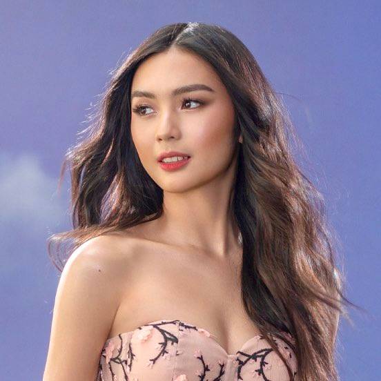 aldi80s's tweet photo. FRANCINE DIAZ
I'd dare to say that she is the al-most perfect beauty I've seen in the world...
#Philippines #PinayGirls #PinayCelebs #FrancineDiaz #francinecareld https://t.co/cHazJpAQra