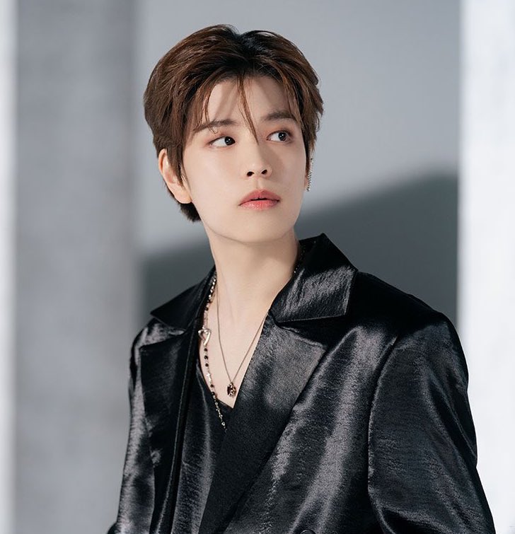SEUNGM1NE's tweet photo. ONE OF SEUNGMIN’S BEST LOOKS!!!!!! https://t.co/tqJNRf5gTy